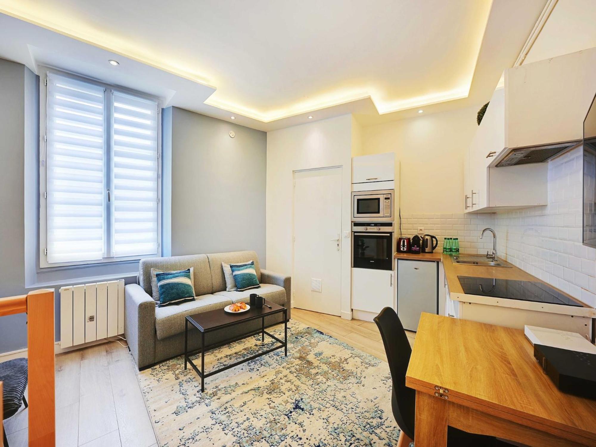 Beautiful Marais Bastille Apartment Paris